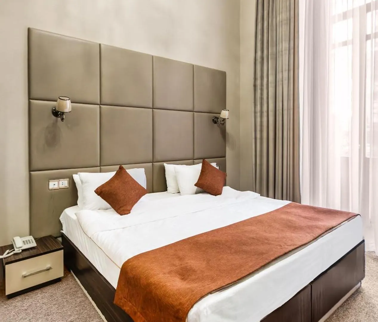 Gar Den De Baku Hotel