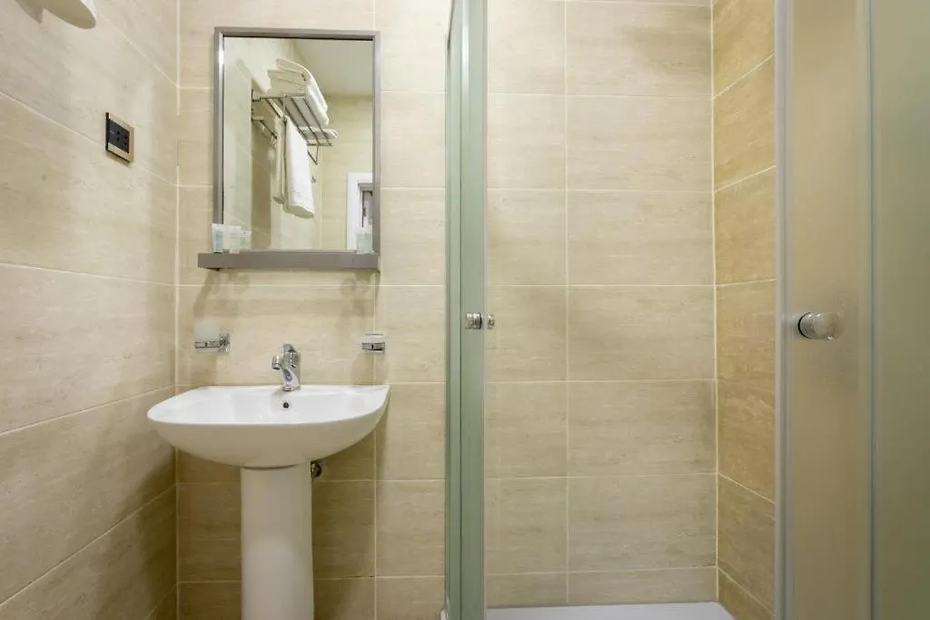 Gar Den De Baku Hotel Oda ve Kahvaltı